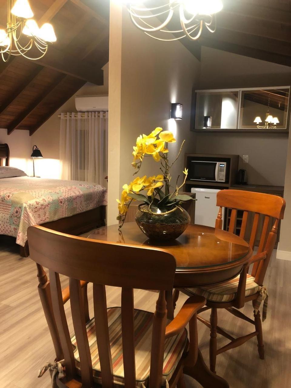 Residencial Jardim Dos Pinheiros 279 Leilighet Canela Eksteriør bilde